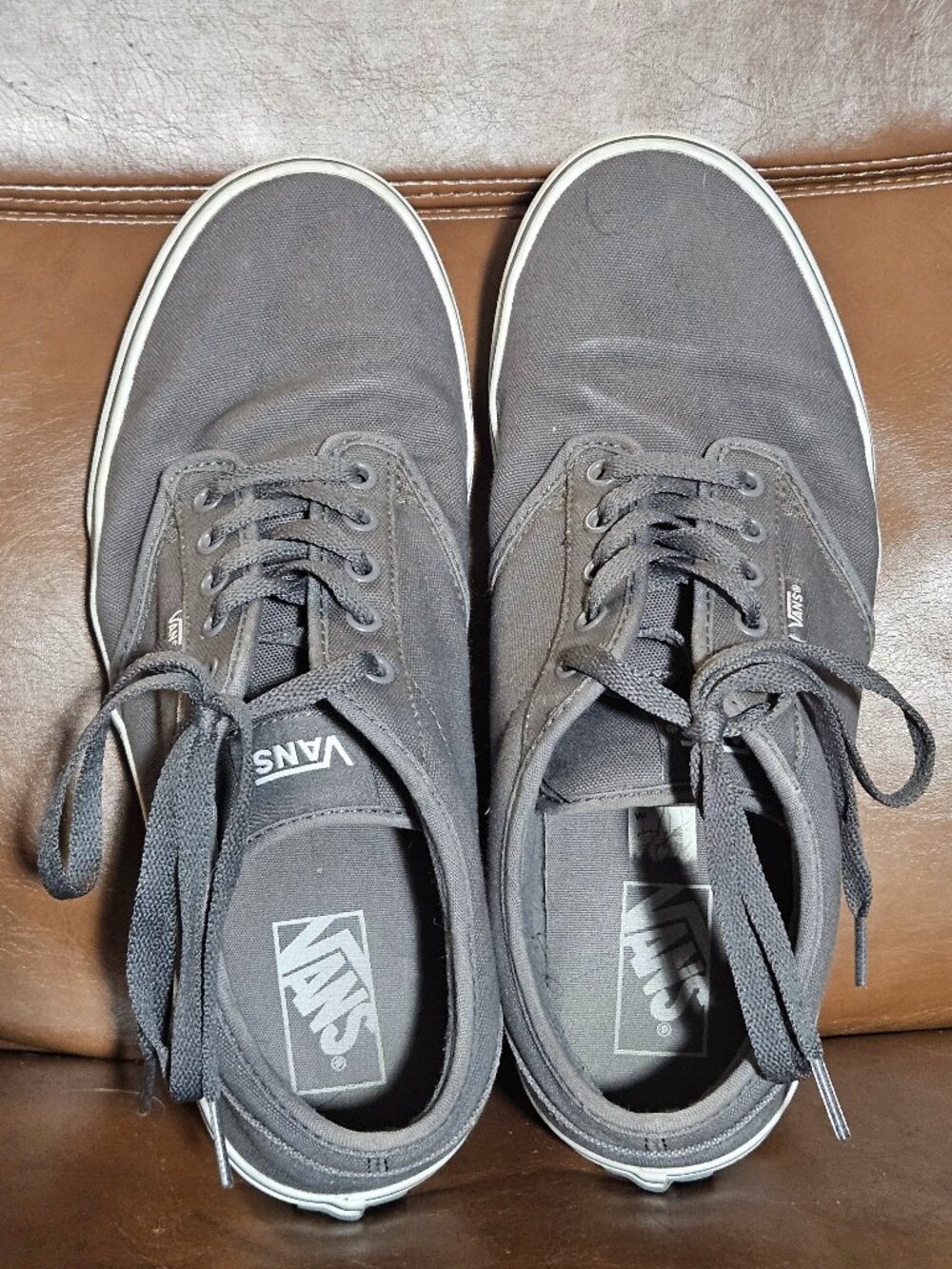 Mens grey low top Vans